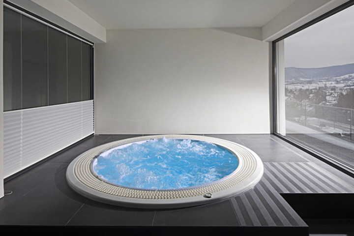 Whirlpool - Schwimmbad Henne Pforzheim Whirlpool - Schwimmbad Henne Pforzheim