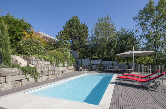 Polyester-Einstückbecken in papyrusweiss Polyester-Einstückbecken in papyrusweiss