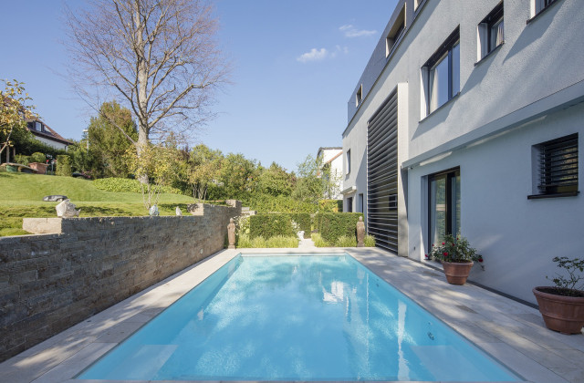 Hart-PVC-Einstückbecken High Level Hart-PVC-Einstückbecken High Level