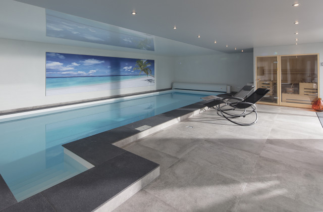 Betonbecken inkl. seitliche Einstiegstreppe mit Folienauskleidung Betonbecken inkl. seitliche Einstiegstreppe mit Folienauskleidung