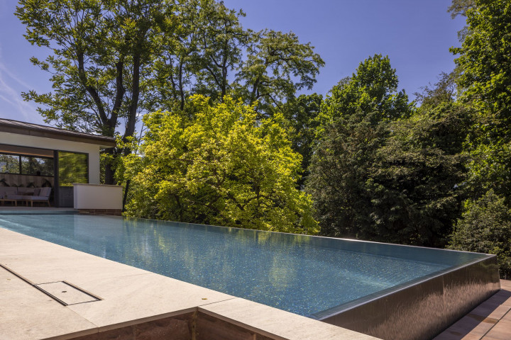 Sonderausstattung Infinity Rinne Sonderausstattung Infinity Rinne