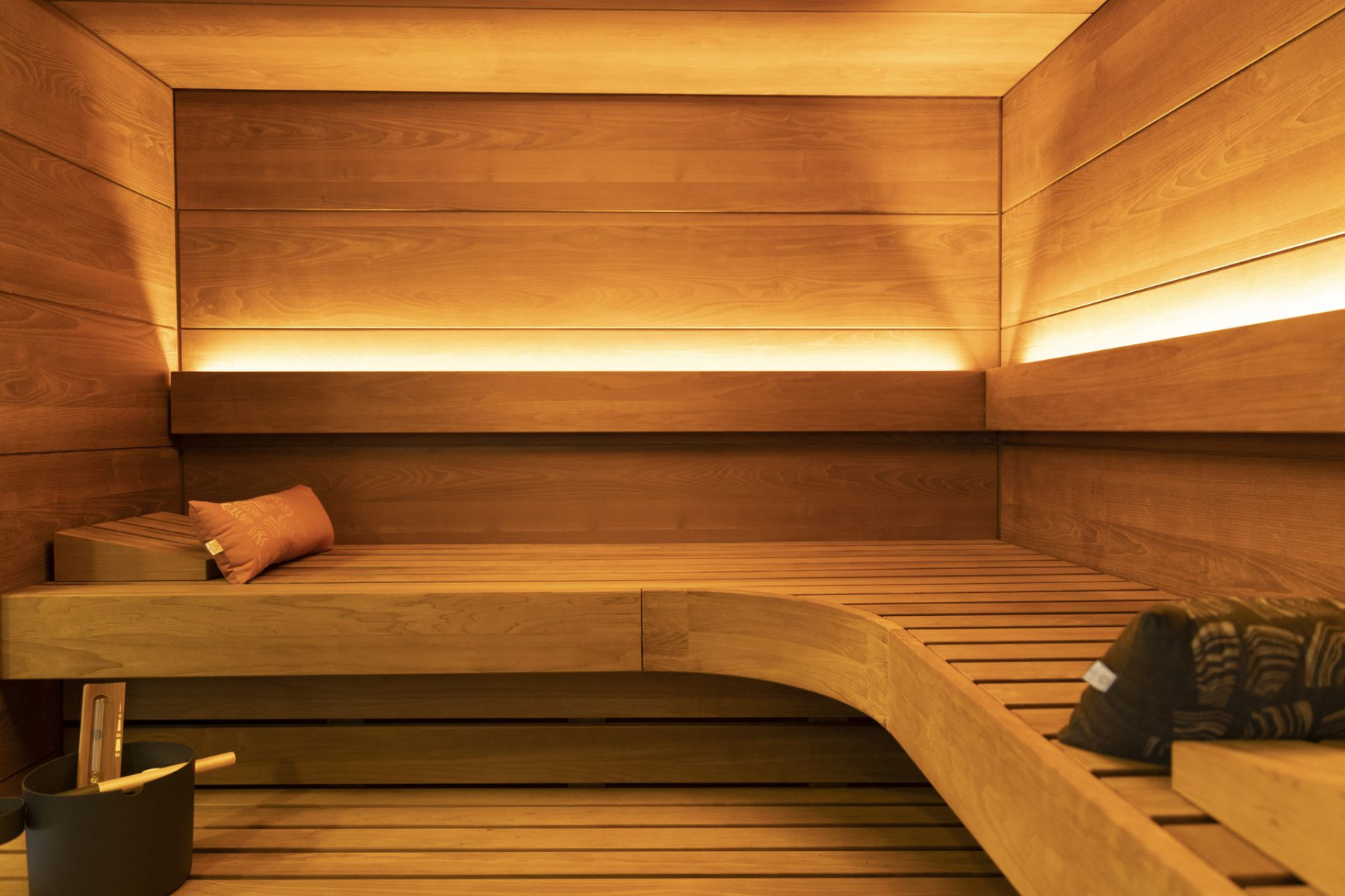 Sauna Dampfbad Schwimmbad Henne 